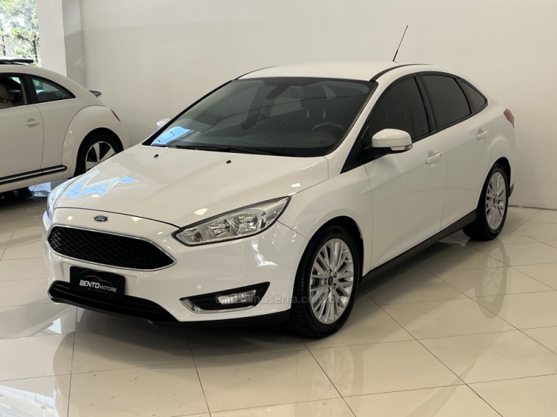 FOCUS 2.0 SE PLUS SEDAN 16V FLEX 4P AUTOMÁTICO - 2016 - BENTO GONçALVES