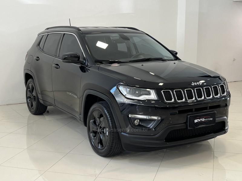 COMPASS 2.0 16V FLEX LONGITUDE AUTOMÁTICO - 2017 - BENTO GONçALVES