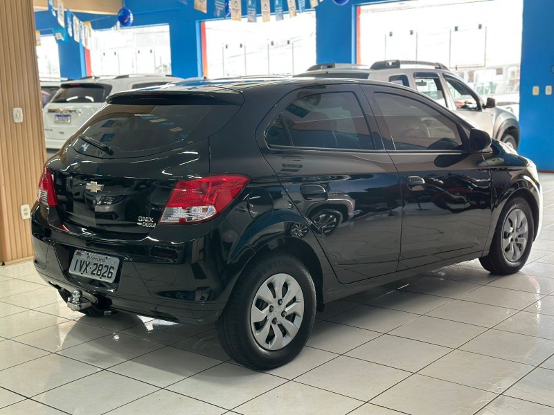 ONIX 1.0 MPFI LS 8V FLEX 4P MANUAL - 2015 - CAXIAS DO SUL