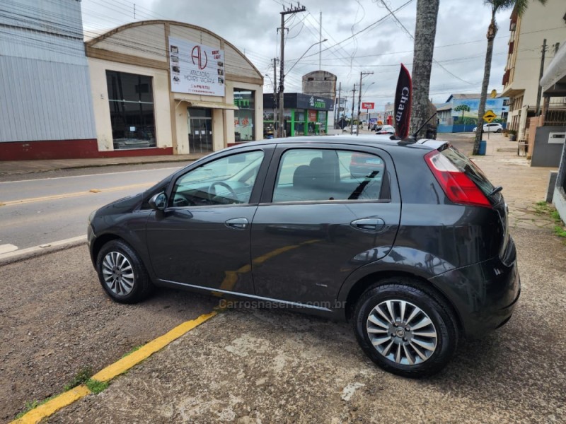 PUNTO 1.4 ATTRACTIVE 8V FLEX 4P MANUAL - 2012 - VACARIA