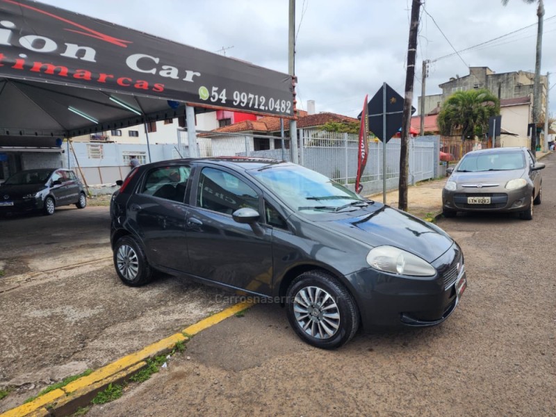 PUNTO 1.4 ATTRACTIVE 8V FLEX 4P MANUAL - 2012 - VACARIA