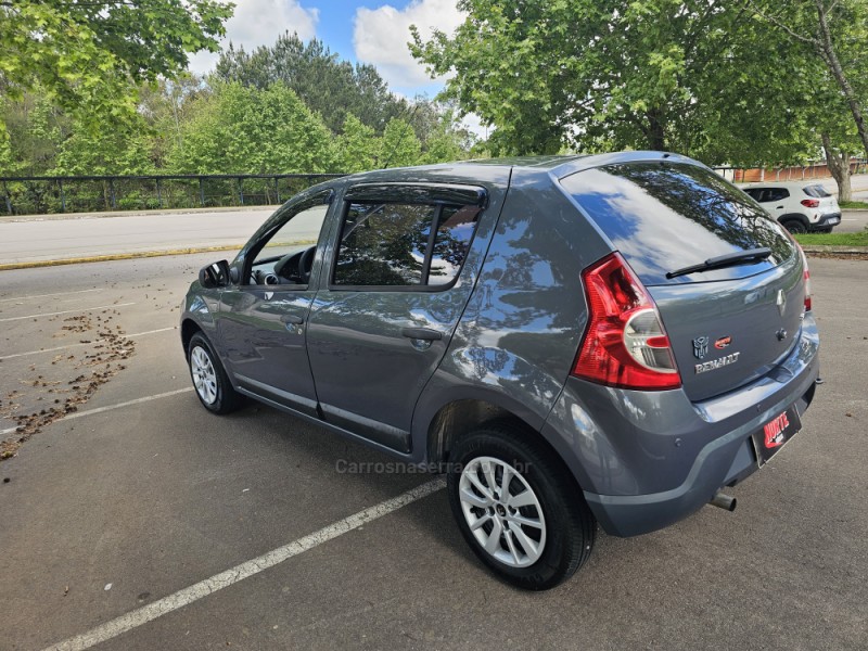 SANDERO 1.0 EXPRESSION 16V FLEX 4P MANUAL - 2011 - BENTO GONçALVES