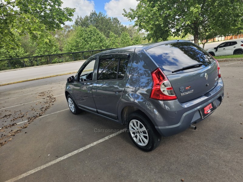 SANDERO 1.0 EXPRESSION 16V FLEX 4P MANUAL - 2011 - BENTO GONçALVES