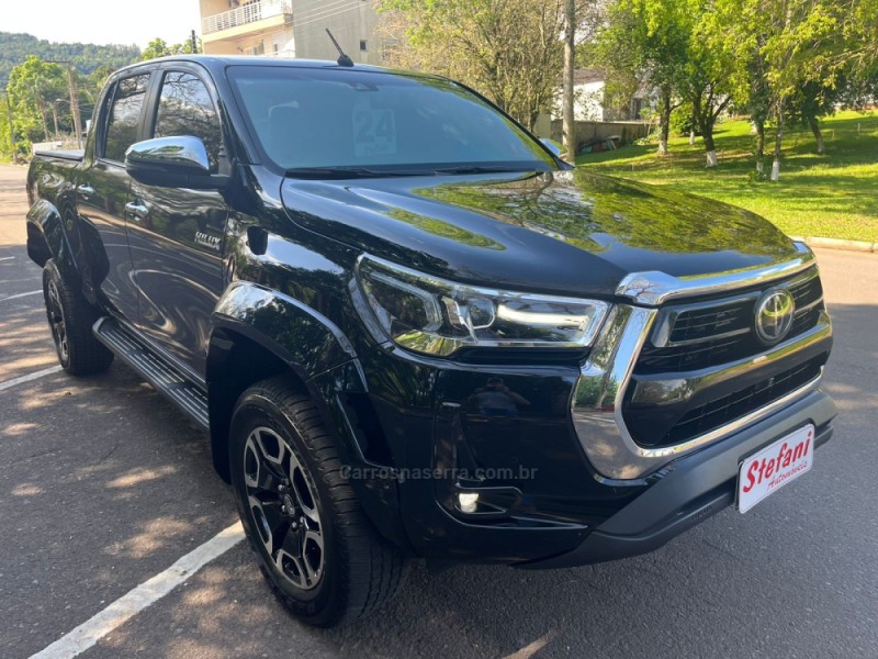 HILUX 2.8 SRX PLUS 4X4 CD TURBO DIESEL 4P AUTOMÁTICO - 2024 - FELIZ
