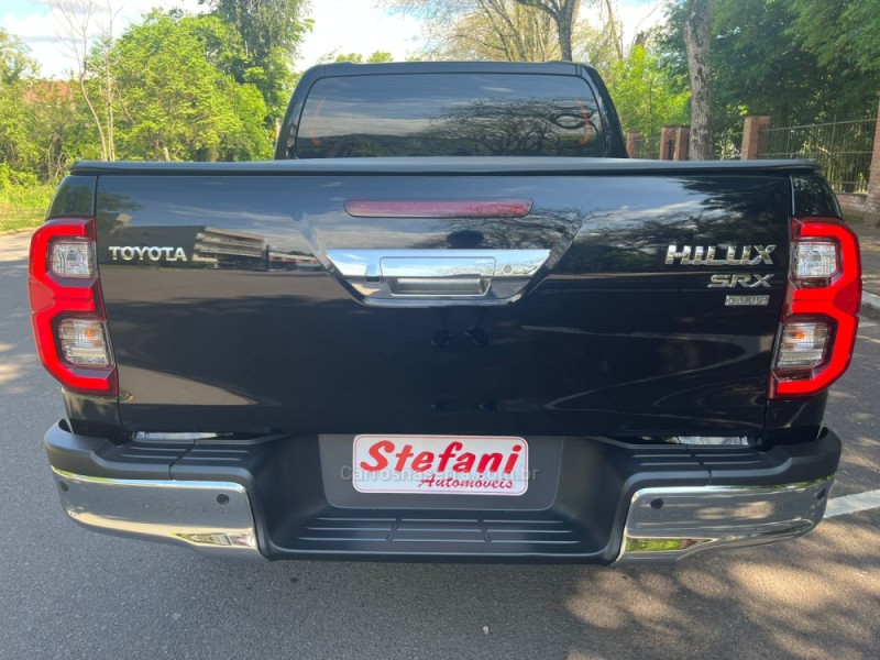 HILUX 2.8 SRX PLUS 4X4 CD TURBO DIESEL 4P AUTOMÁTICO - 2024 - FELIZ
