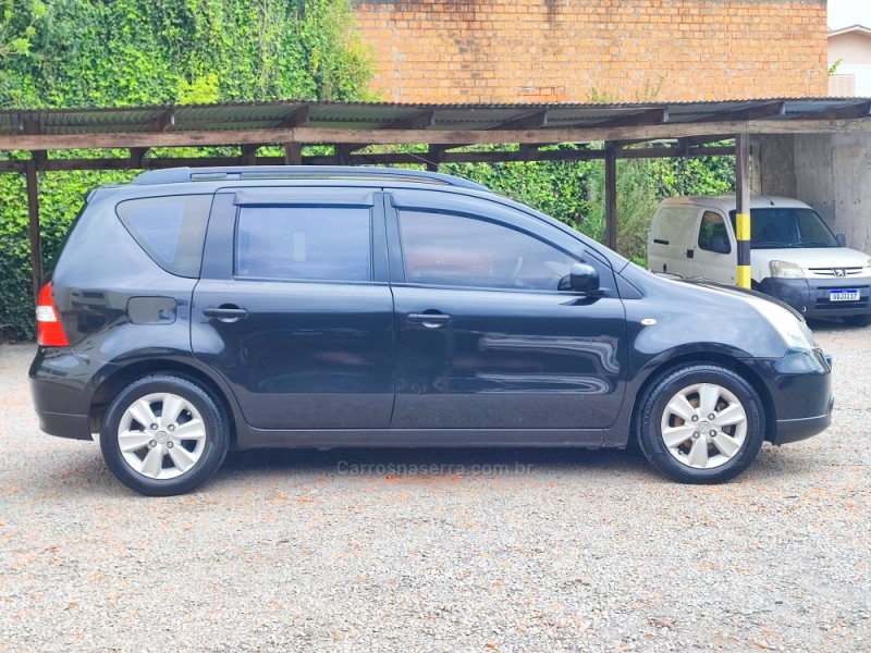 LIVINA 1.6 S 16V FLEX 4P MANUAL - 2011 - FARROUPILHA