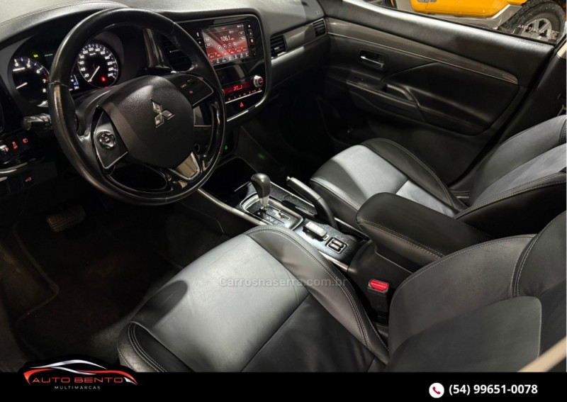 OUTLANDER 2.0 MIVEC HPE GASOLINA 4P AUTOMÁTICO - 2020 - BENTO GONçALVES