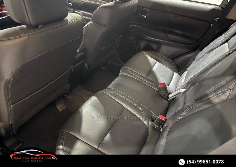 OUTLANDER 2.0 MIVEC HPE GASOLINA 4P AUTOMÁTICO - 2020 - BENTO GONçALVES