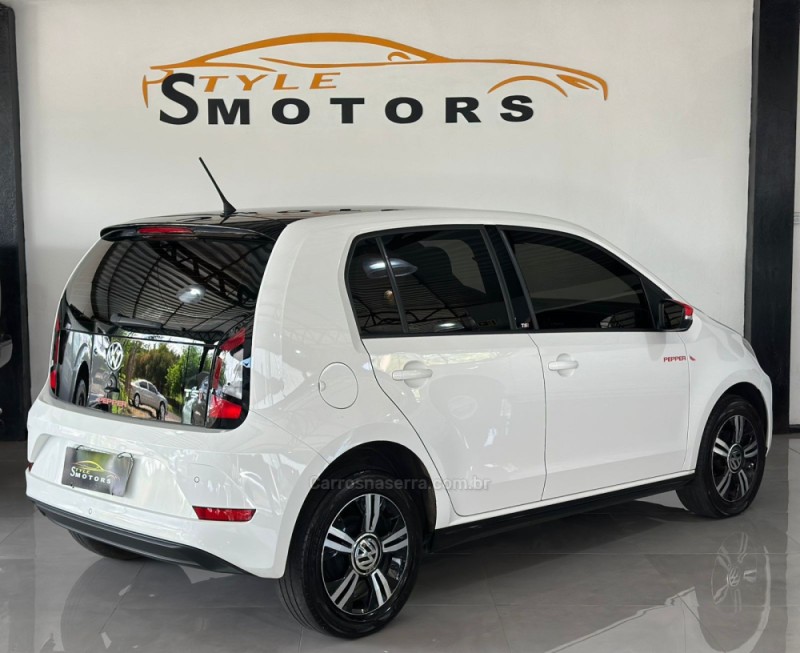 UP 1.0 TSI PEPPER UP 12V FLEX 4P MANUAL - 2018 - NOVO HAMBURGO