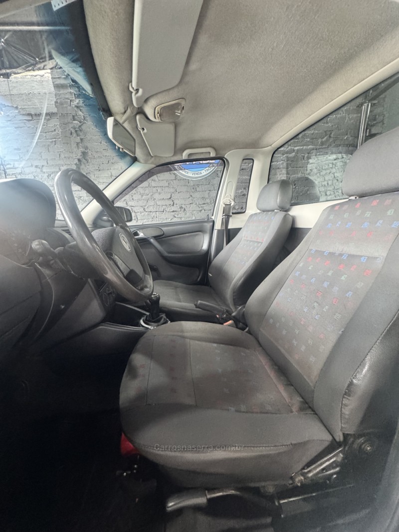 SAVEIRO 1.8 MI PLUS CS 8V GASOLINA 2P MANUAL G.III - 2003 - CAXIAS DO SUL
