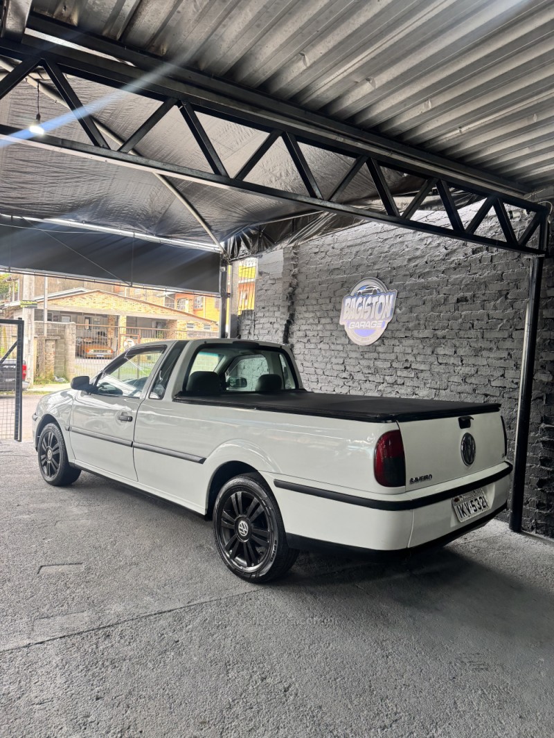 SAVEIRO 1.8 MI PLUS CS 8V GASOLINA 2P MANUAL G.III - 2003 - CAXIAS DO SUL