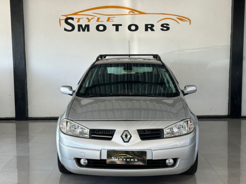 MÉGANE 1.6 DYNAMIQUE GRAND TOUR 16V FLEX 4P MANUAL - 2013 - NOVO HAMBURGO