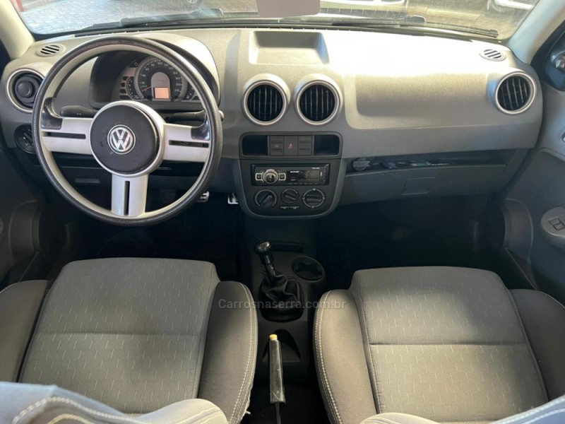 PARATI 1.6 MI TRACK & FIELD 8V FLEX 4P MANUAL G.IV - 2006 - GARIBALDI