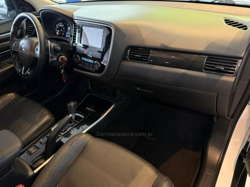 OUTLANDER 2.0 16V GASOLINA 4P AUTOMÁTICO - 2018 - SãO LEOPOLDO