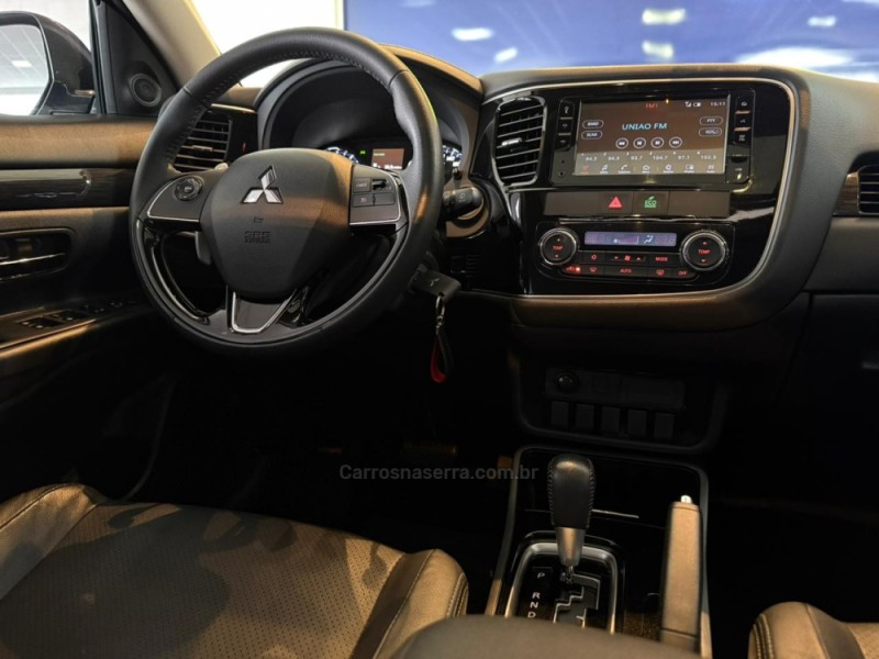 OUTLANDER 2.0 16V GASOLINA 4P AUTOMÁTICO - 2018 - SãO LEOPOLDO