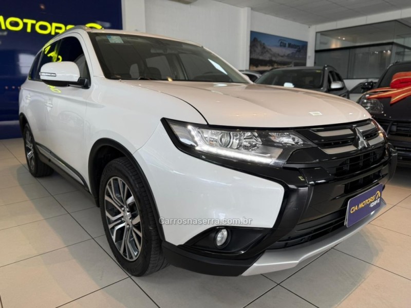 OUTLANDER 2.0 16V GASOLINA 4P AUTOMÁTICO - 2018 - SãO LEOPOLDO