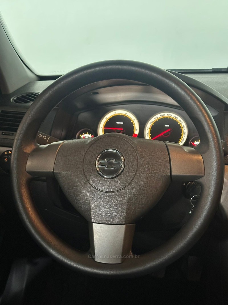 VECTRA 2.0 MPFI EXPRESSION 8V 140CV FLEX 4P MANUAL - 2010 - NOVO HAMBURGO