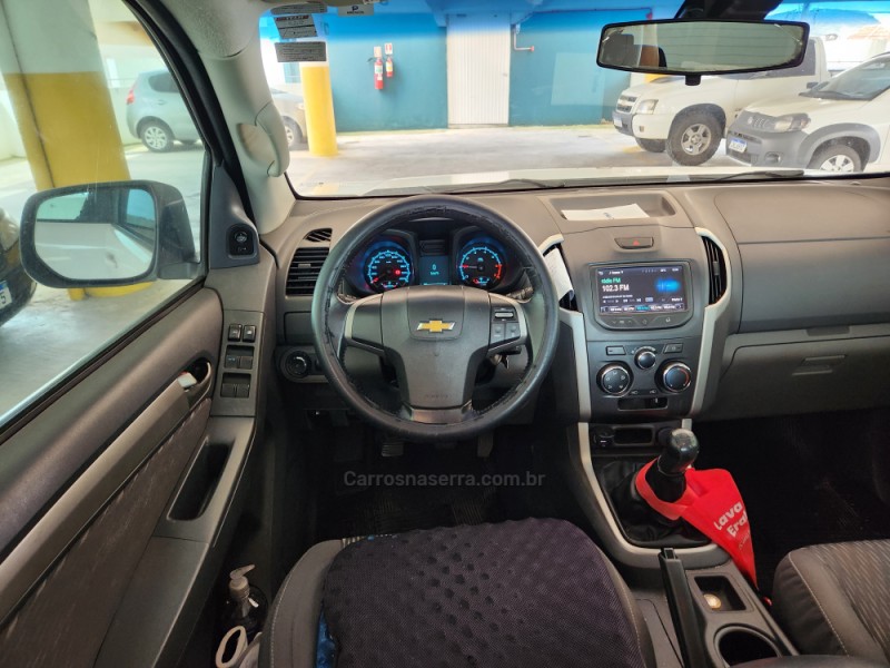 S10 2.4 ADVANTAGE 4X2 CD 8V FLEX 4P MANUAL - 2016 - MONTENEGRO