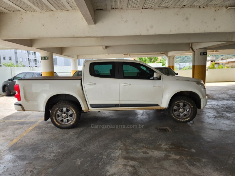 S10 2.4 ADVANTAGE 4X2 CD 8V FLEX 4P MANUAL - 2016 - MONTENEGRO