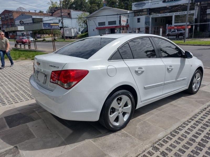 CRUZE 1.8 LT 16V FLEX 4P AUTOMÁTICO - 2013 - CAXIAS DO SUL