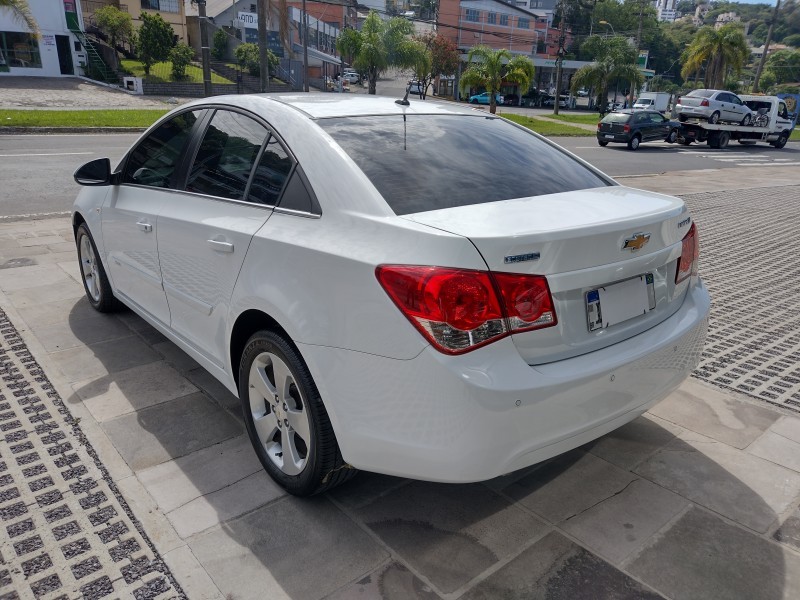 CRUZE 1.8 LT 16V FLEX 4P AUTOMÁTICO - 2013 - CAXIAS DO SUL