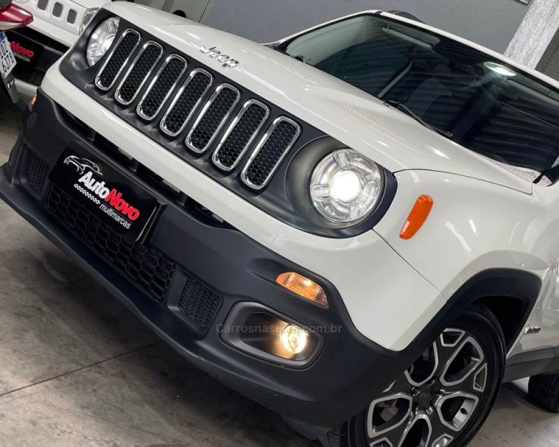 RENEGADE 1.8 16V FLEX LONGITUDE 4P AUTOMÁTICO - 2016 - VACARIA