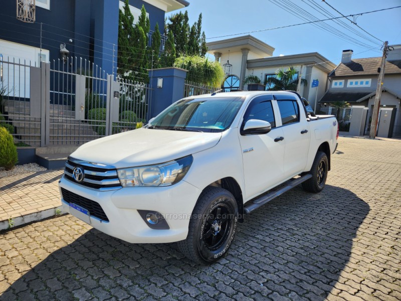 HILUX 2.8 4X4 CD 8V DIESEL 4P MANUAL