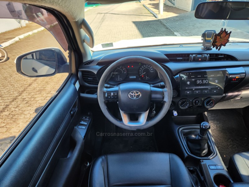 HILUX 2.8 4X4 CD 8V DIESEL 4P MANUAL - 2019 - MONTENEGRO