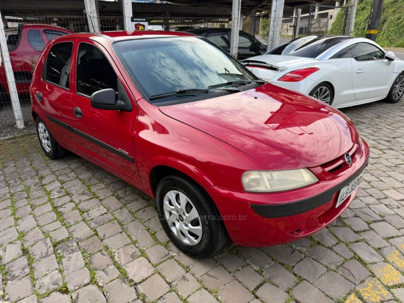 CELTA 1.0 MPFI VHC SUPER 8V GASOLINA 4P MANUAL - 2004 - FARROUPILHA