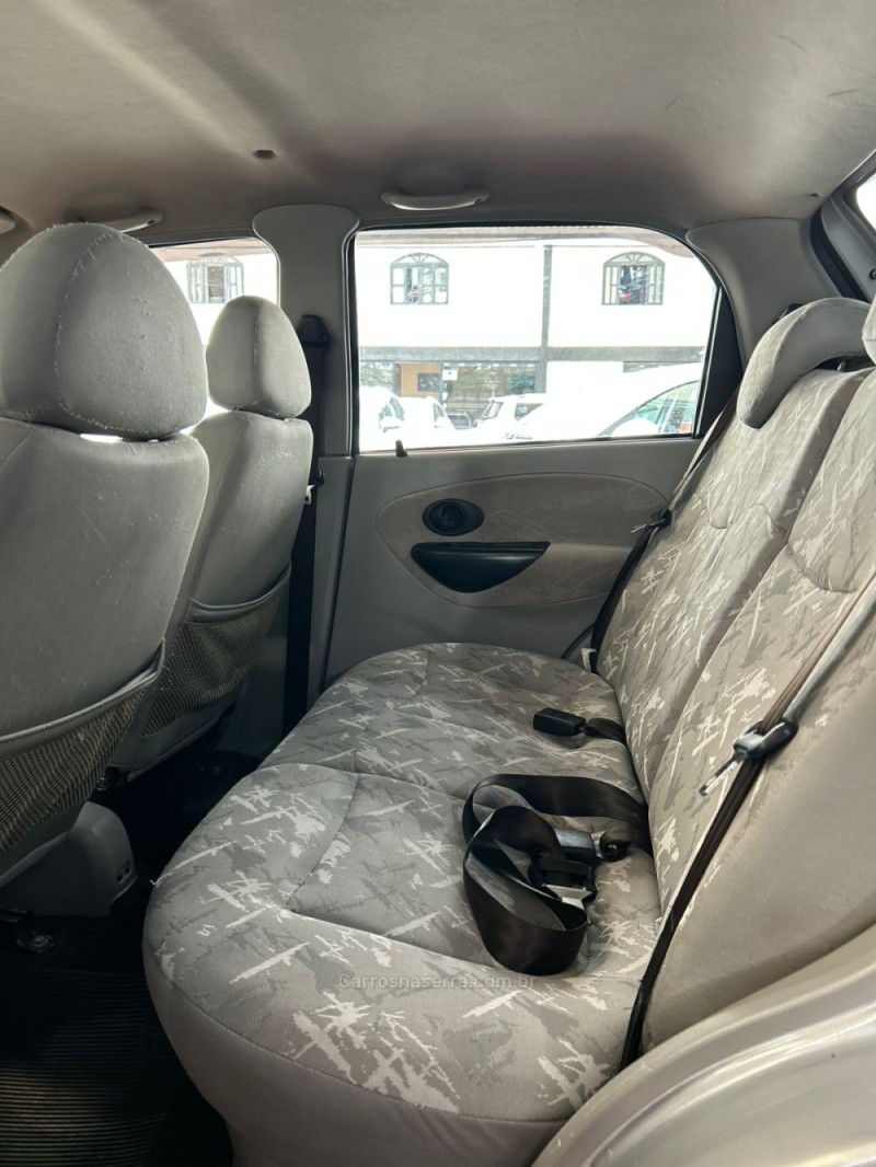 QQ 1.1 MPFI 16V GASOLINA 4P MANUAL - 2013 - PASSO FUNDO