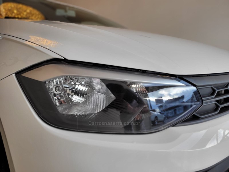 POLO 1.0 MPI TRACK 4P MANUAL - 2025 - CANELA
