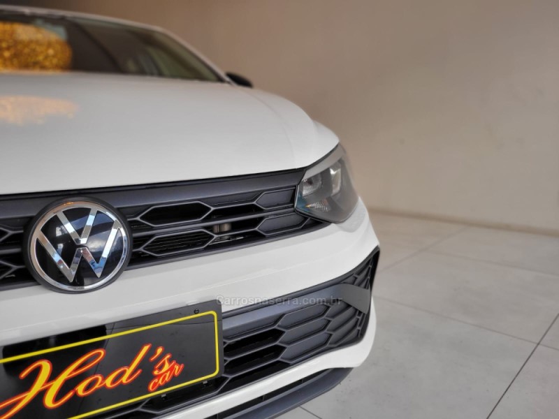 POLO 1.0 MPI TRACK 4P MANUAL - 2025 - CANELA