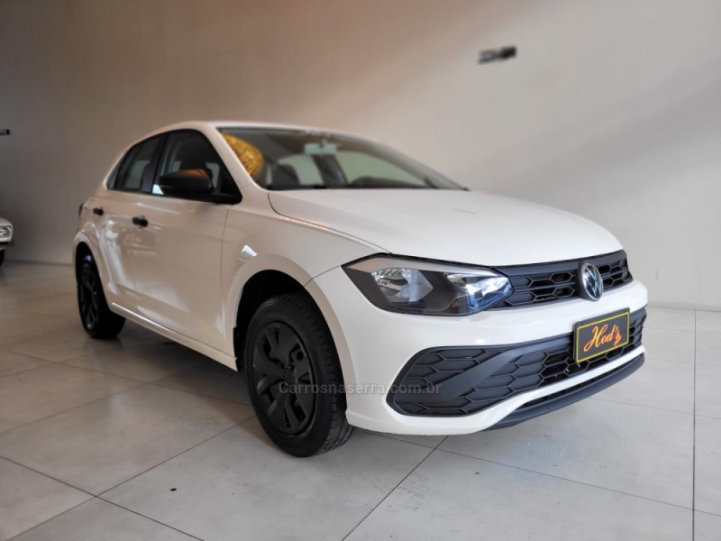 POLO 1.0 MPI TRACK 4P MANUAL - 2025 - CANELA
