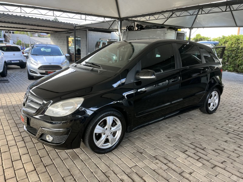 b 200 2.0 8v gasolina 4p automatico 2009 caxias do sul