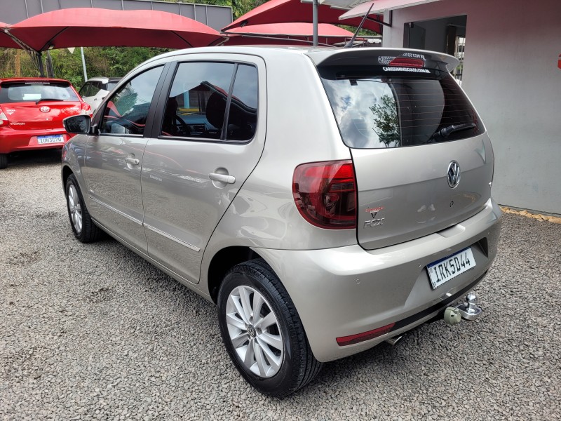 FOX 1.6 MI PRIME 8V FLEX 4P MANUAL - 2011 - CARLOS BARBOSA