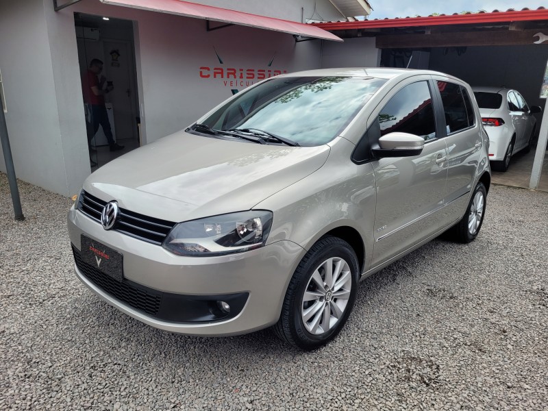 FOX 1.6 MI PRIME 8V FLEX 4P MANUAL - 2011 - CARLOS BARBOSA