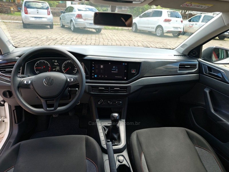 POLO 1.0 MPI TRACK 4P MANUAL - 2025 - GUAPORé