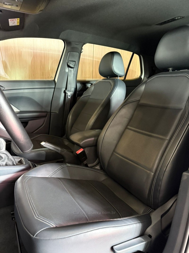T-CROSS 1.4 HIGHLINE TSI 16V FLEX 4P AUTOMÁTICO - 2022 - LAJEADO