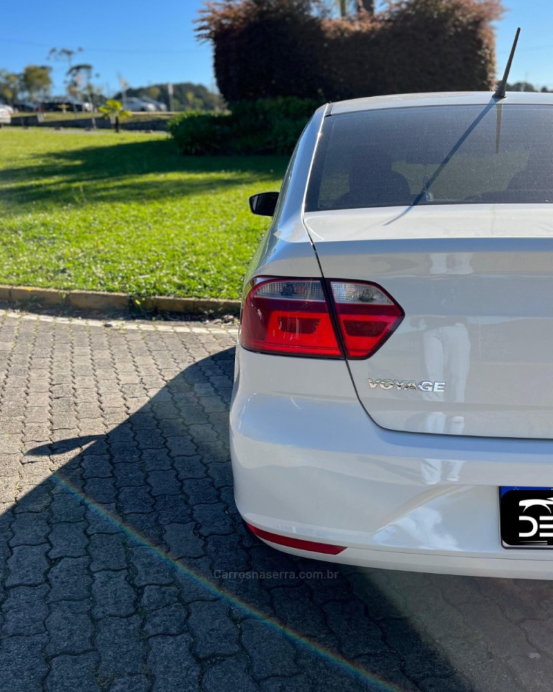 VOYAGE 1.0 MI CITY 8V FLEX 4P MANUAL - 2015 - CAXIAS DO SUL