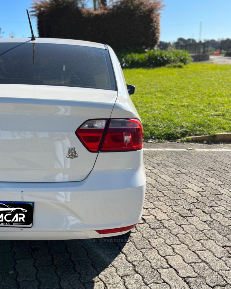 VOYAGE 1.0 MI CITY 8V FLEX 4P MANUAL - 2015 - CAXIAS DO SUL