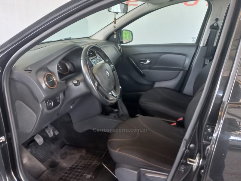 SANDERO 1.6 STEPWAY 16V FLEX 4P MANUAL - 2017 - CAXIAS DO SUL