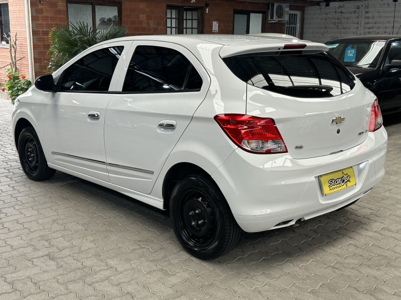 ONIX 1.0 MPFI LT 8V FLEX 4P MANUAL - 2015 - CAXIAS DO SUL