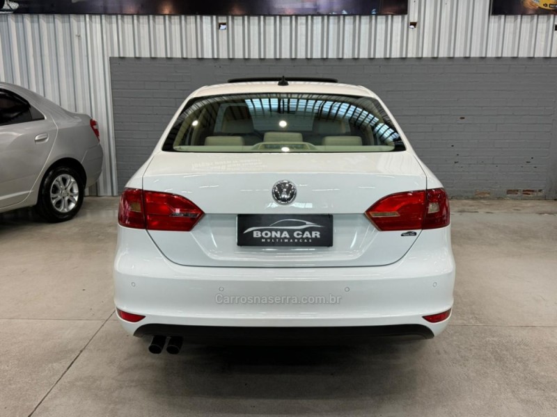 JETTA 2.0 COMFORTLINE FLEX 4P TIPTRONIC - 2014 - CAXIAS DO SUL