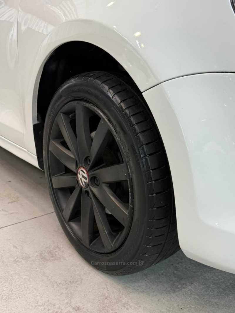 JETTA 2.0 COMFORTLINE FLEX 4P TIPTRONIC - 2014 - CAXIAS DO SUL