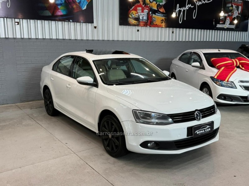 JETTA 2.0 COMFORTLINE FLEX 4P TIPTRONIC - 2014 - CAXIAS DO SUL