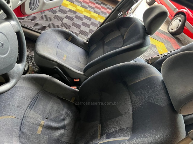 CLIO 1.0 AUTHENTIQUE PLUS 8V GASOLINA 4P MANUAL - 2003 - CAXIAS DO SUL