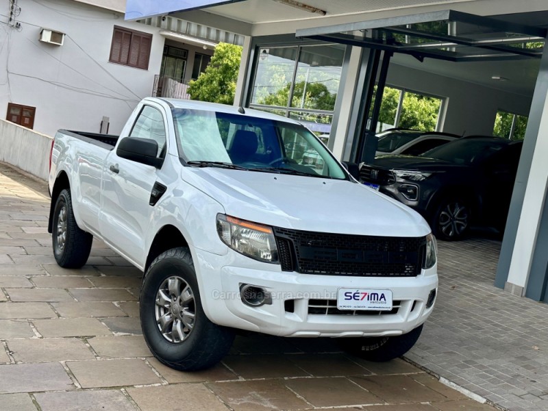 RANGER 3.2 XLS 4X4 CS 20V DIESEL 2P MANUAL - 2014 - GUAPORé