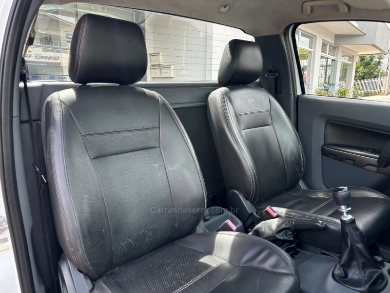 RANGER 3.2 XLS 4X4 CS 20V DIESEL 2P MANUAL - 2014 - GUAPORé