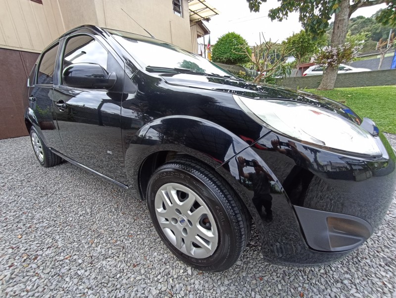 FIESTA 1.6 ROCAM SE SEDAN 8V FLEX 4P MANUAL - 2014 - BENTO GONçALVES