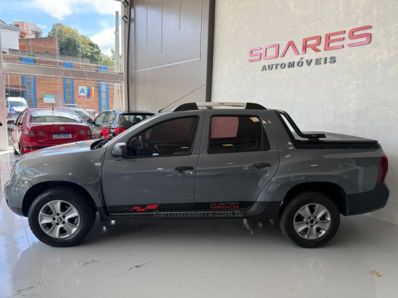 DUSTER OROCH 1.6 16V FLEX DYNAMIQUE 4P MANUAL - 2018 - NOVO HAMBURGO